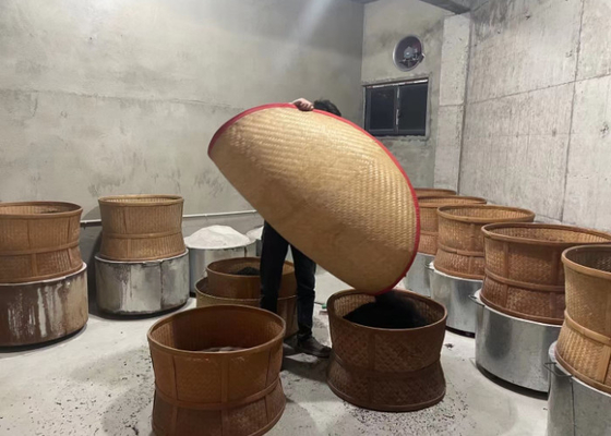 제공 을 위한 제안 을 위한 꽃 향감 과 함께 뜨거운 또는 차가운 울롱 차