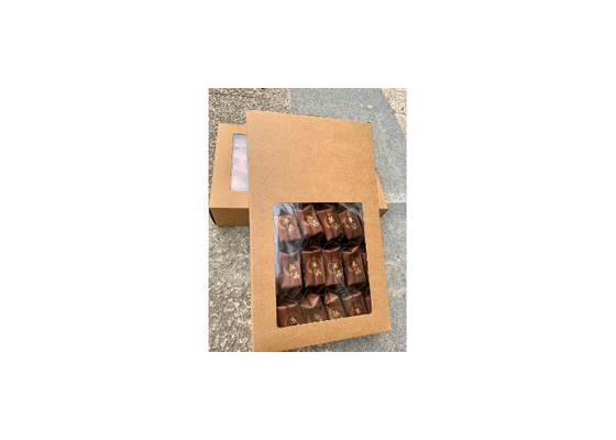 틸린은 푸젠 농업 과학 아카데미의 차 연구소에서 티구아와 교배하여 개발되었습니다.