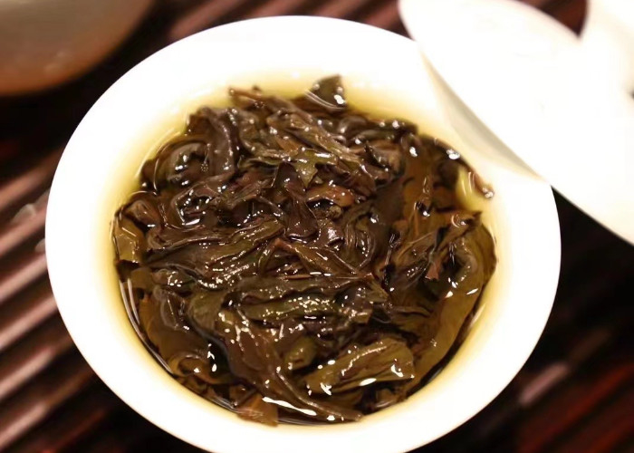 허랑 구안 인 차 의 맛 을 알려 - 건조 하고 시원 한 곳 에서 보관 하십시오