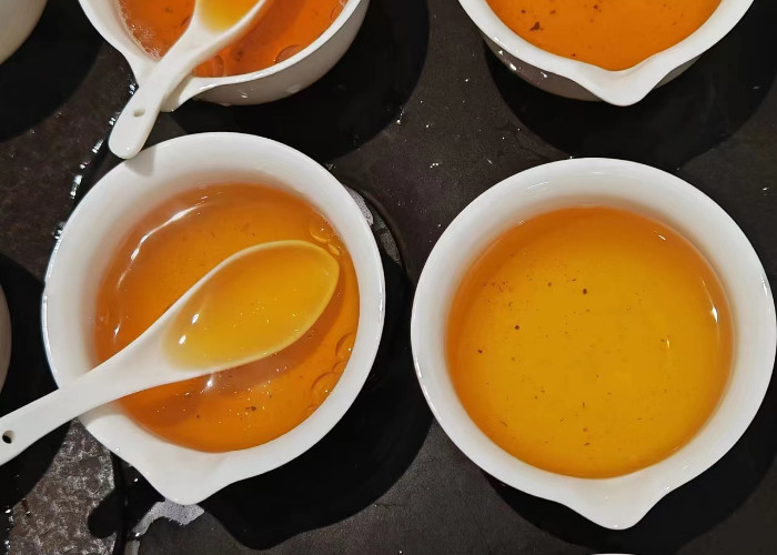 진 정메이 80g 캔 선물 상자 차 위산 꽃 작은 씨앗 랴뉴 차 공장 도매
